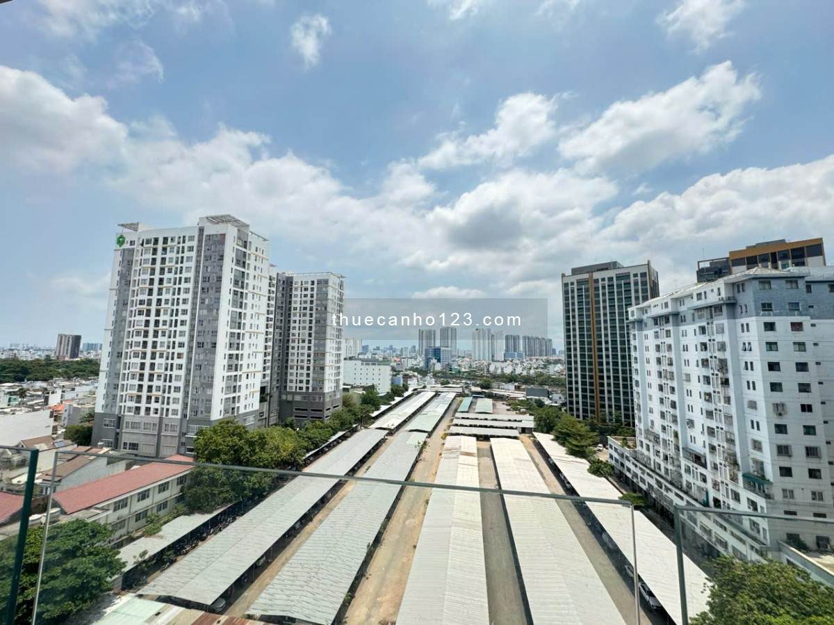 Cho thuê căn hộ 80m2, 2PN, tầng 11 view nội khu mát mẻ tại The Gold View Q4 - Ảnh 11