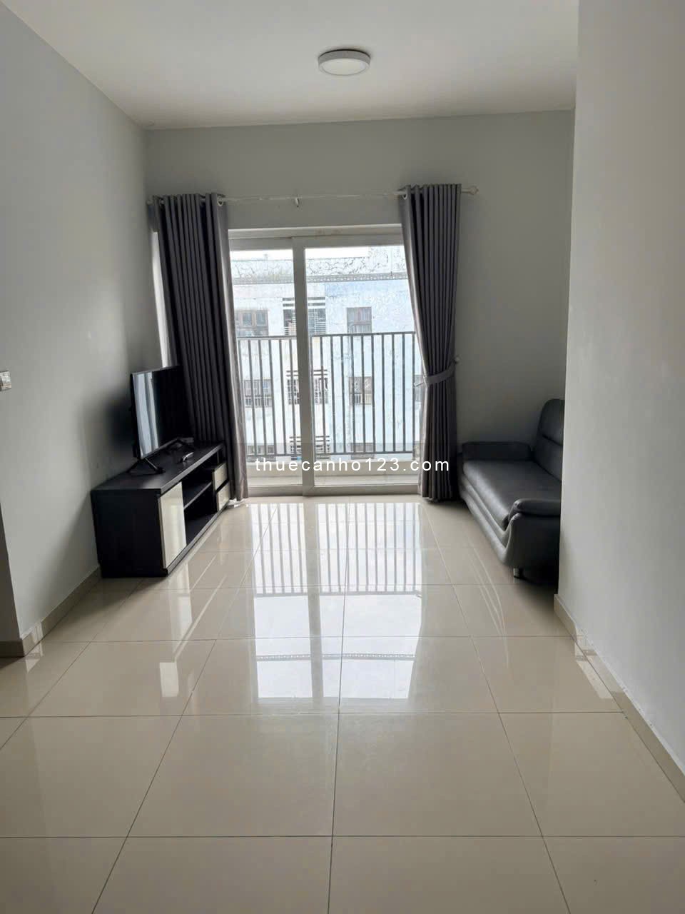 Chung cư Bàu cát -Block M căn 70m2, 2PN-2WC, NTCB, giá 10tr/th. - Ảnh 1