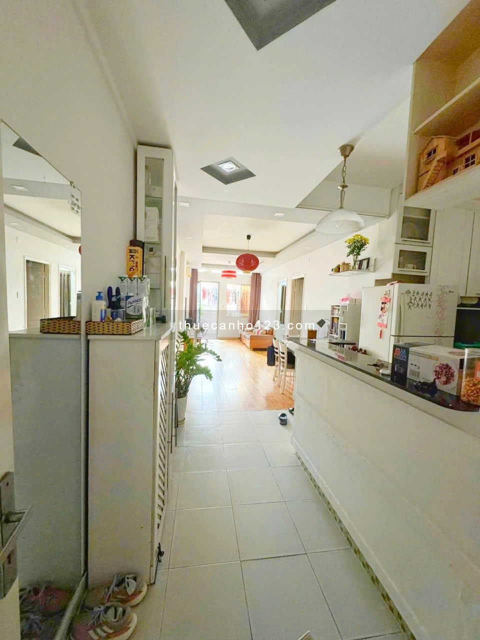 Chung cư Cống Quỳnh, Quận 1: 2p ngủ, đầy đủ NT, 70m2, 11triệu - Ảnh 4