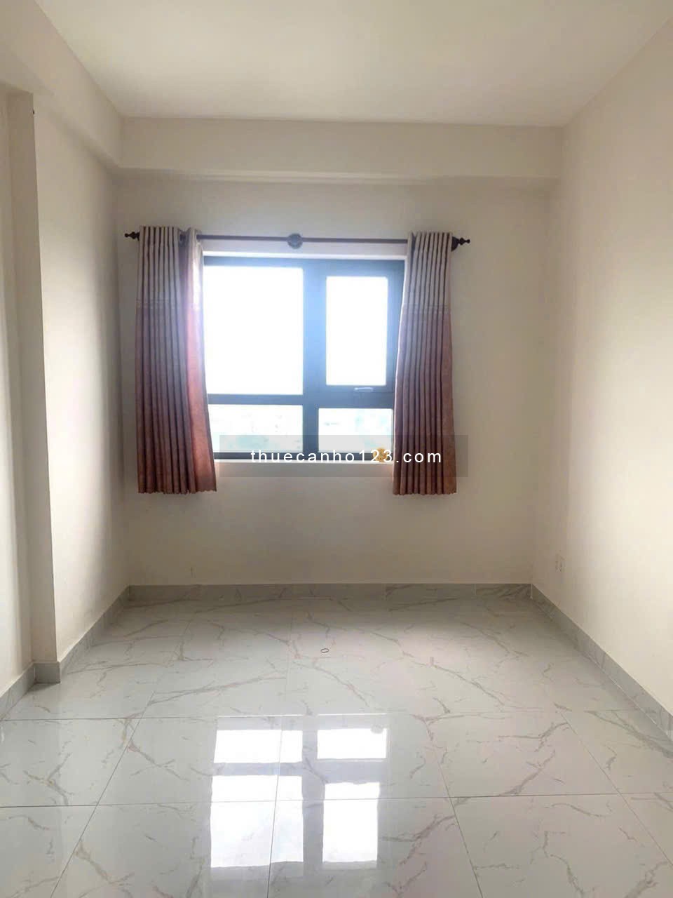 Cho Thuê Gấp Căn Hộ 70m2 2pn 2wc Nhà trống có rèm cửa Giá 7 tr Chung cư Fresca Riverside 0939415599 - Ảnh 4