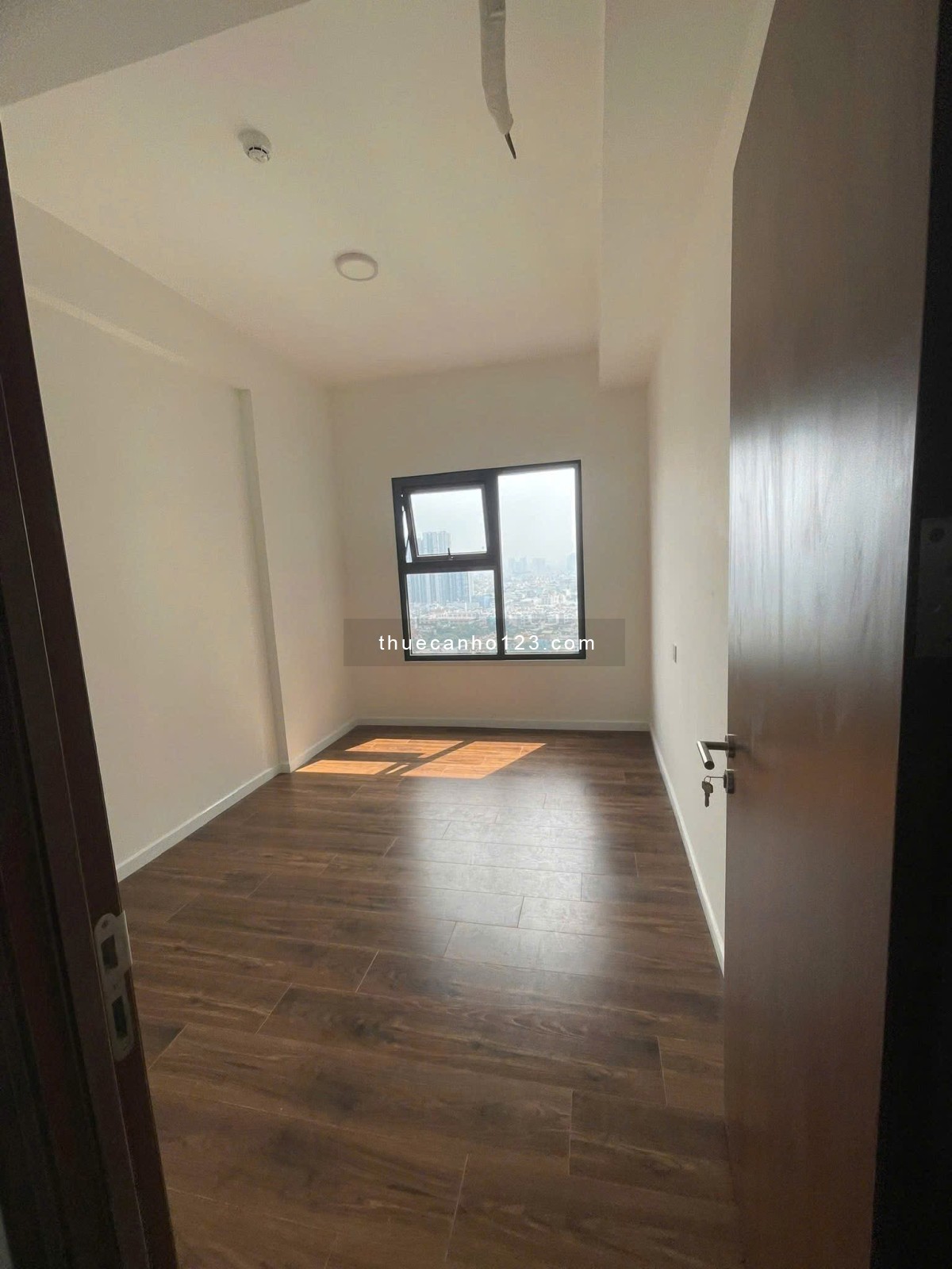 Chung cư Âu Cơ Tower, Âu Cơ, TP: 73m2, nhà mới, 10 triệu. Nhà mới. - Ảnh 5