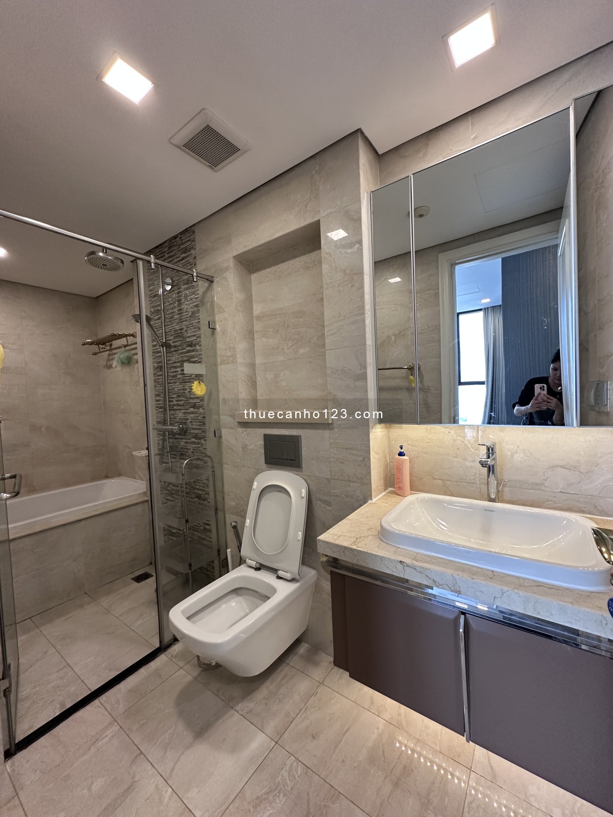 Cần cho thuê gấp căn hộ 2Pn -2WC giá chỉ 28 triệu tại Vinhomes Bason Q1 - Ảnh 13
