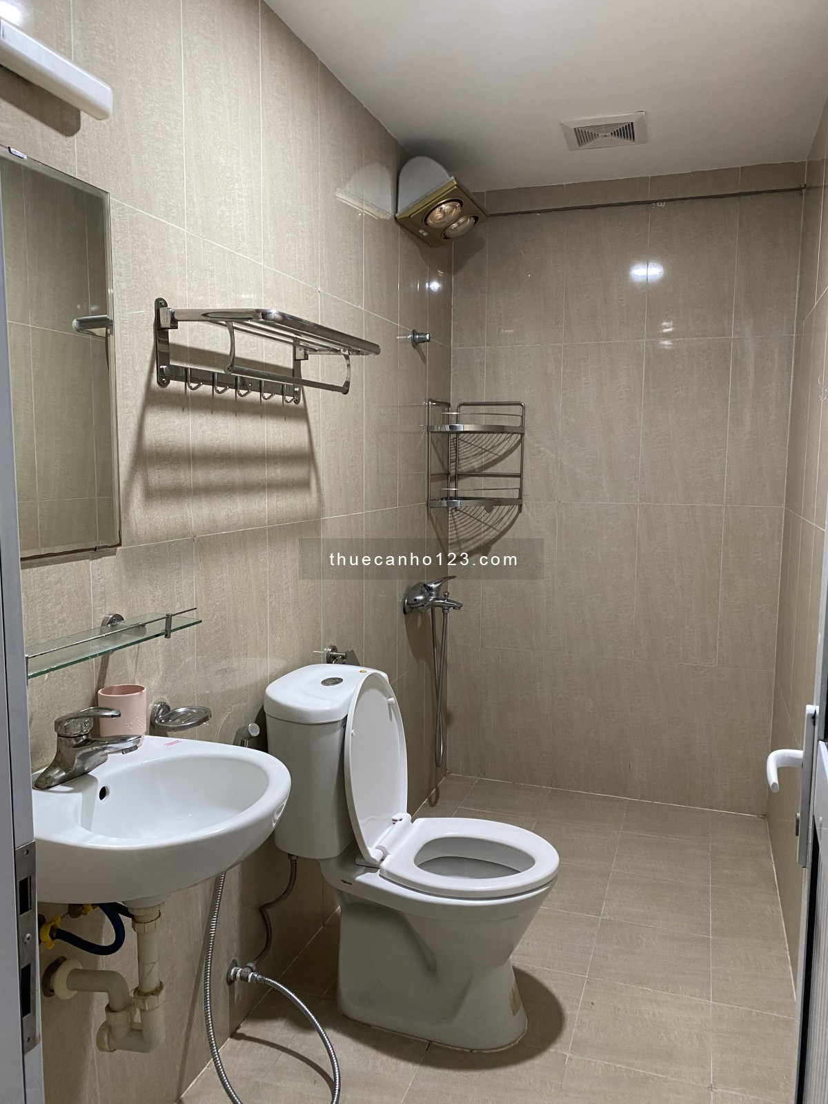 Chính chủ cho thuê căn chung cư Green star tại 234 Phạm Văn Đồng, 2 PN 2 VS đủ thiết bị 11.5tr - Ảnh 8