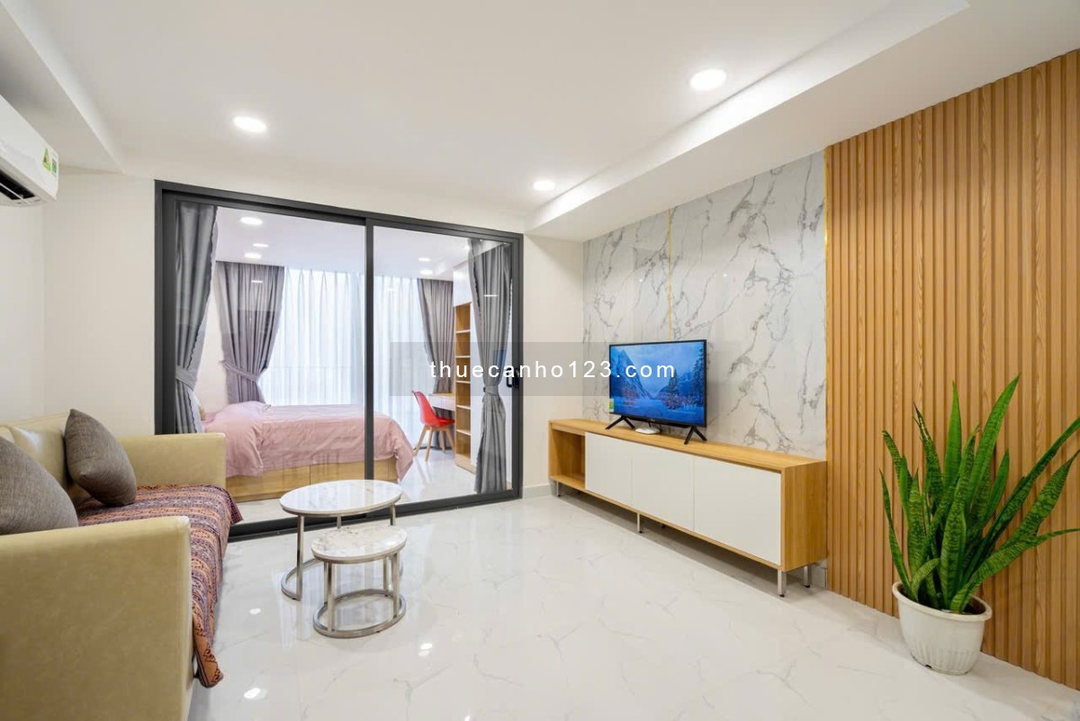 CĂN HỘ TÁCH BẾP 1PN FULL NỘI THẤT BAN CÔNG CỰC RỘNG Ở QUẬN 1 - Ảnh 3