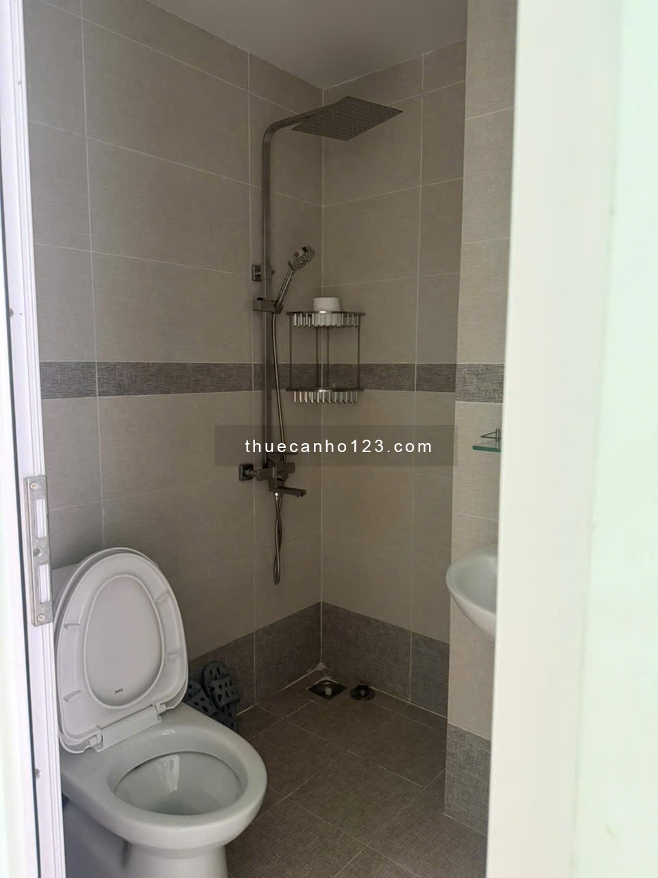 Cho thuê chung cư CTL TOWER Dt 80m2, 3 phòng ngủ, 2wc, đầy đủ nội thất, 11 triệu/tháng - Ảnh 12