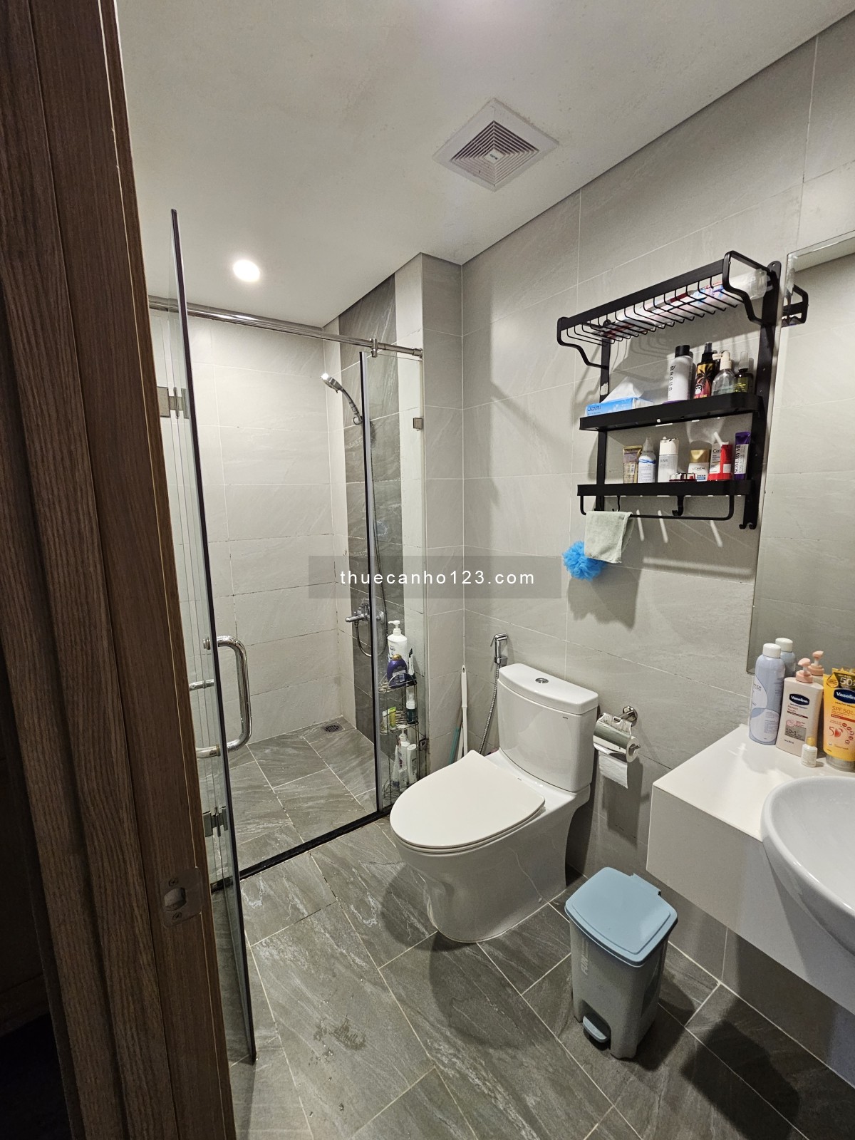 CHÍNH CHỦ CHO THUÊ CĂN 2PN 2VS – 62m² – TẦNG 26 TÒA GS1, VINHOMES SMART CITY (THE MIAMI) - Ảnh 3
