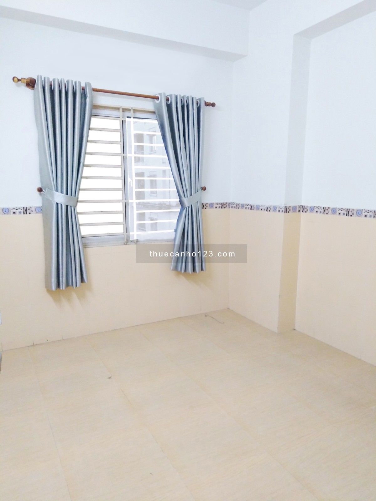 Căn hộ chung cư Phú Thọ, Q. 11, 70m2, 2PN, 2 toilet, Nhà trống, 8.5 triệu (Tháng 5) 0903154701 - Ảnh 2