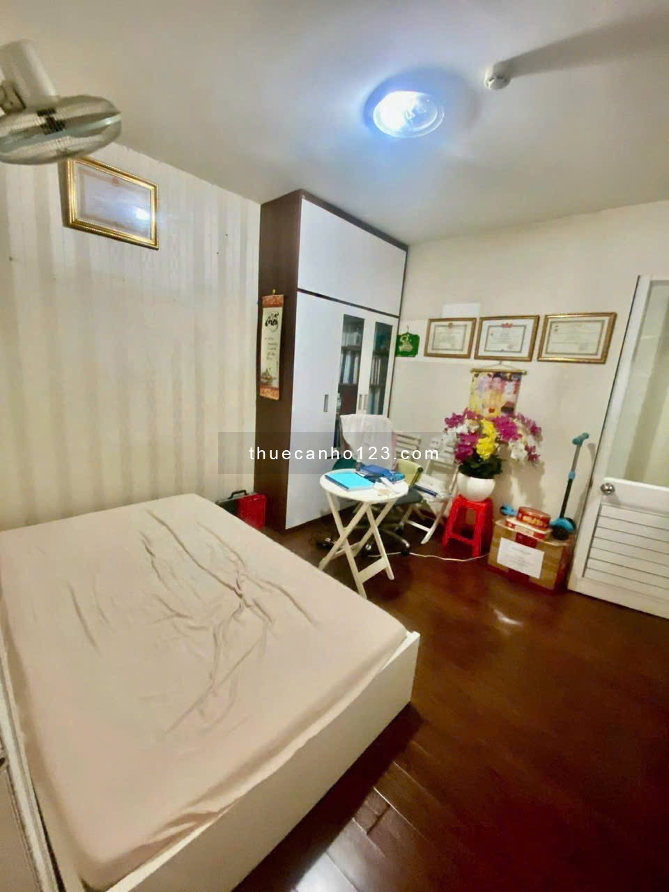Chung cư Miếu Nổi, Vũ Huy Tấn, BT: 3PN, full NT, 95m2, nhà sạch, 14tr/th - Ảnh 4
