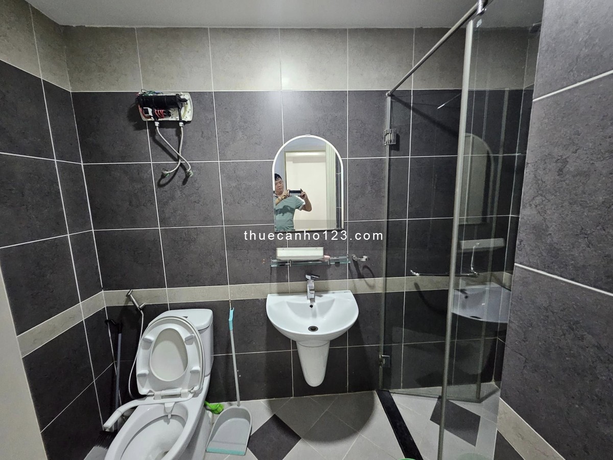 Cho thuê căn hộ penhouse 200m 4pn4wc full nội thất 21tr. dọn ở ngay. - Ảnh 3