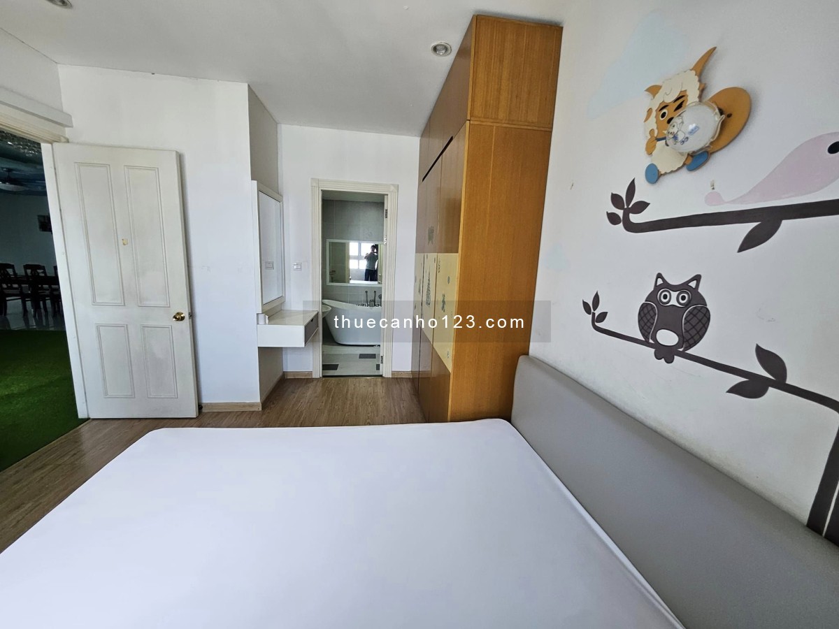 Cho thuê căn hộ penhouse 200m 4pn4wc full nội thất 21tr. dọn ở ngay. - Ảnh 9