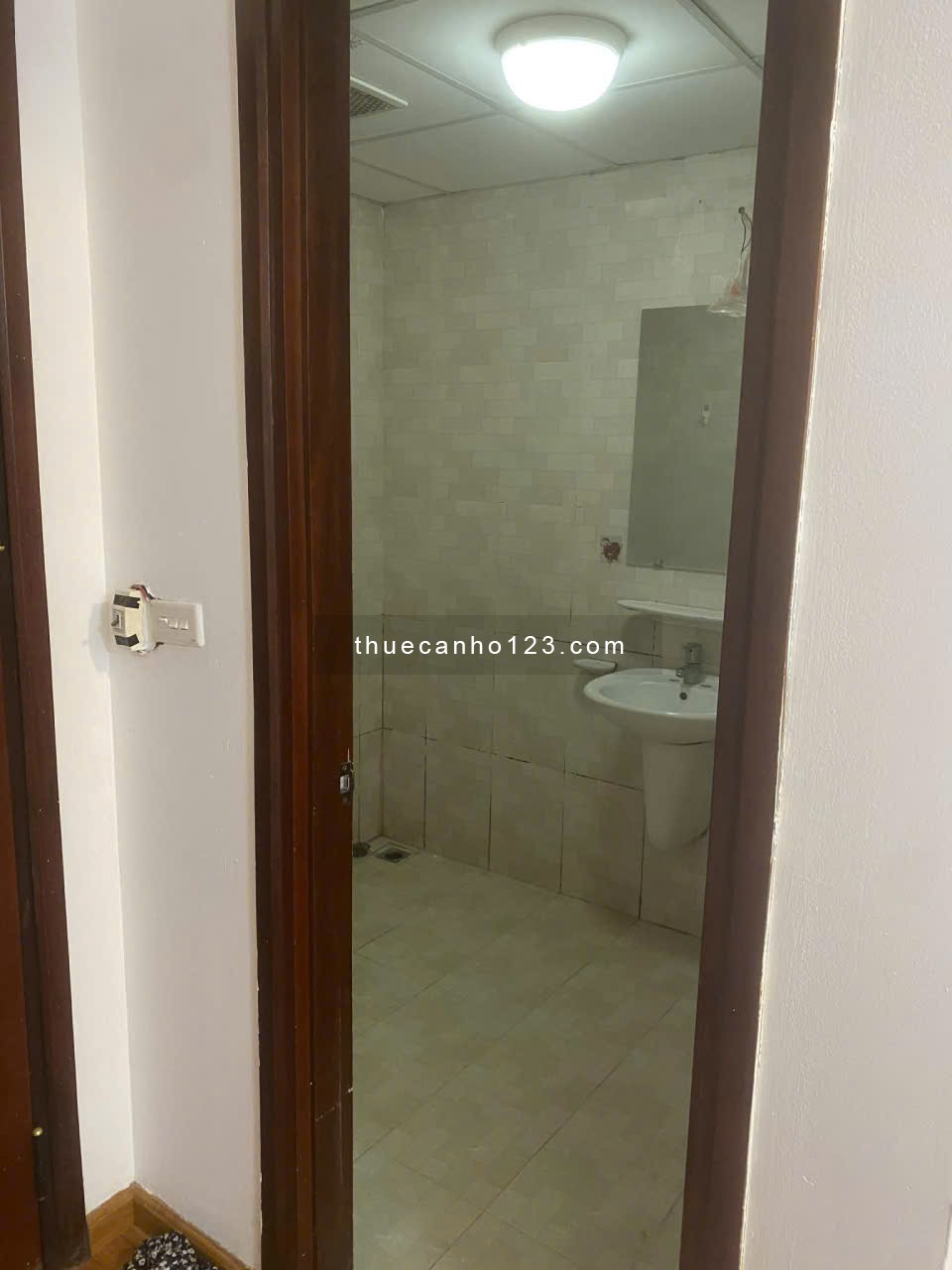 Cho thuê căn hộ Bắc Hà, P.Văn Đồng 70m2 2 ngủ, đồ cơ bản làm vp, ở 8,5 triệu - Ảnh 3