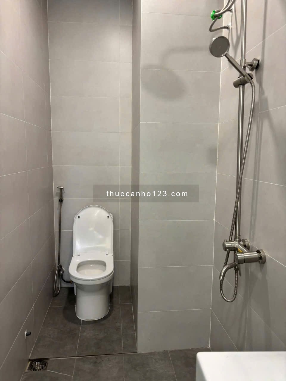 Chung cư Phú Thạnh, Nguyễn Sơn, TP: 3p ngủ, 9tr/th, nhà trống, 95m2 - Ảnh 3