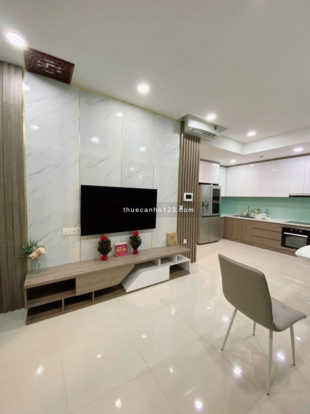 Chung cư Ruby - Nguyễn Sỹ Sách rộng 140m2, 3p ngủ, full NT, 14tr/tháng - Ảnh 3