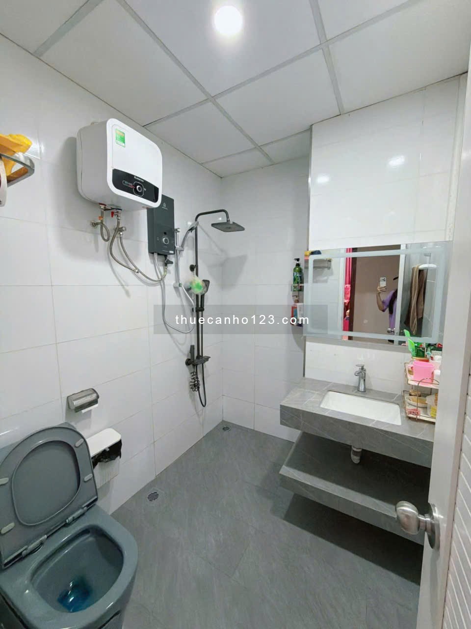 Chung cư Nơ Trang Long, BT: 60m2, 1p ngủ, có nội thất, 8tr - Ảnh 2