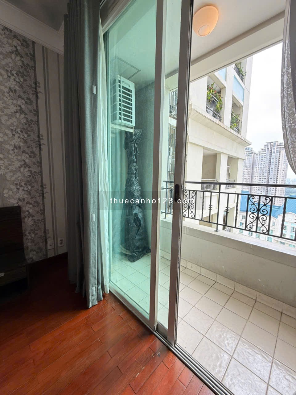 Cho thuê căn 2pn 2wc The Manor - 100m2 - nhà đẹp - giá tốt - Ảnh 11