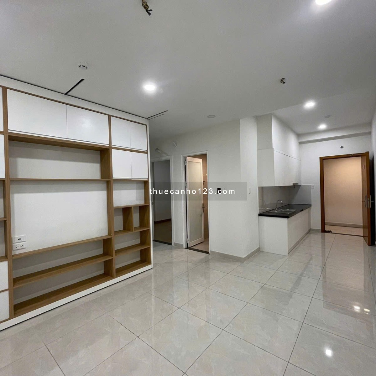 Chung cư Phú Thạnh, Nguyễn Sơn, TP: 85m2, 2p ngủ, máy lạnh, 9tr/th - Ảnh 1