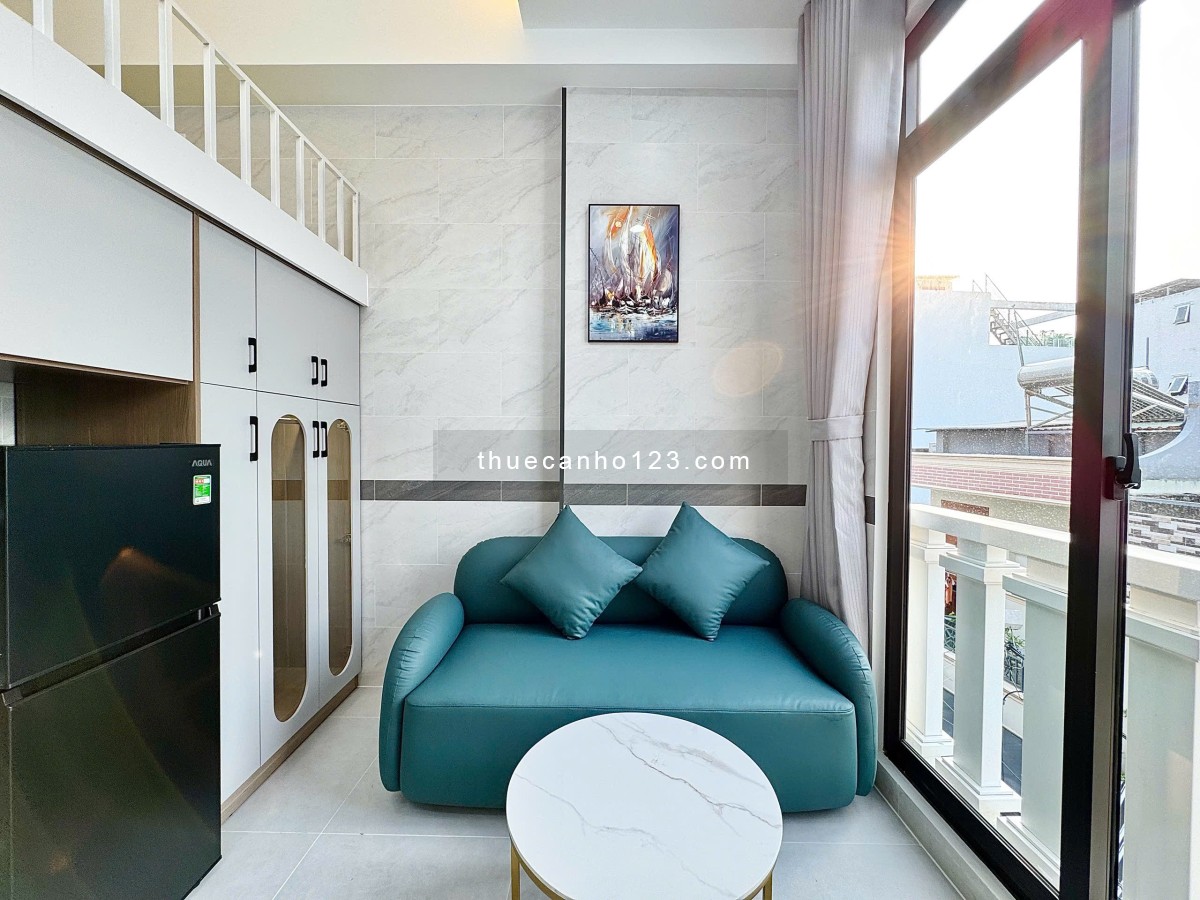 Cho thuê căn hộ gác cao cửa sổ lớn gần Hàng Xanh, đường Điện Biên Phủ, quận Bình Thạnh - Ảnh 2