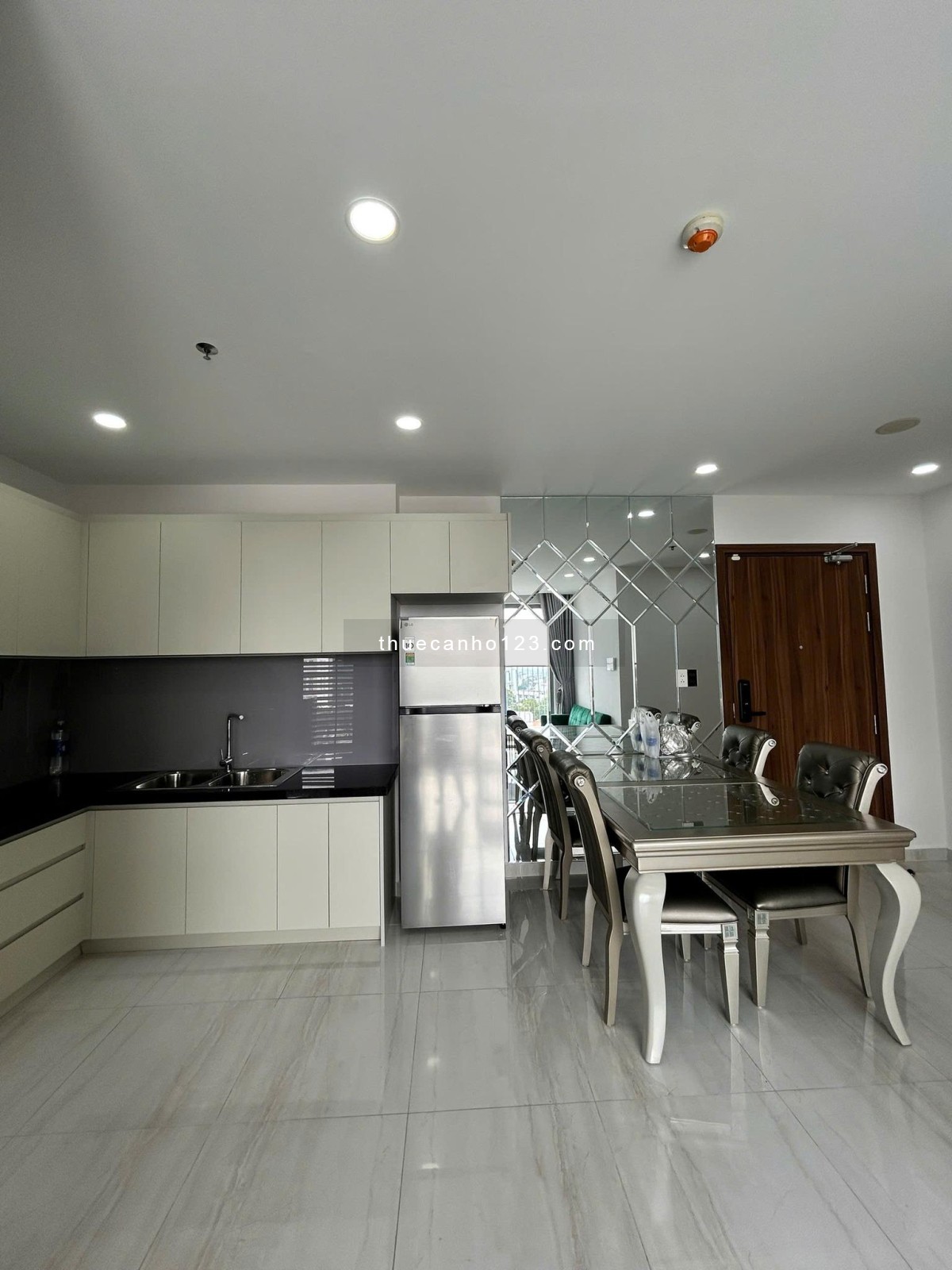 Chung cư Satra Eximland căn 95m2, 2p ngủ, Nội thất,17tr/th - Ảnh 9