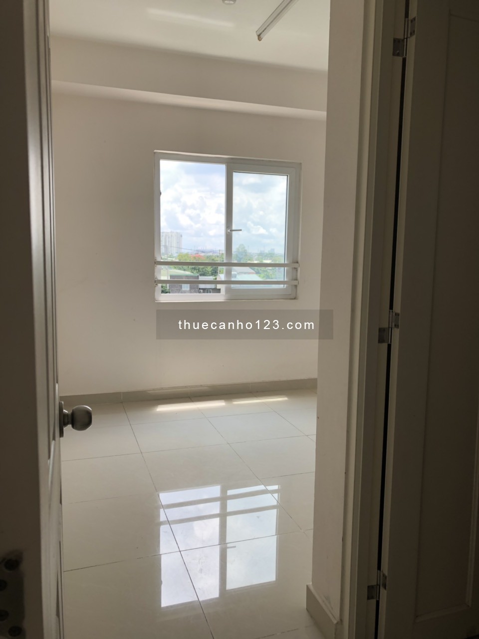 Cho thuê chung cư Đạt Gia 2PN 2WC giá chỉ 7tr/tháng - Ảnh 4