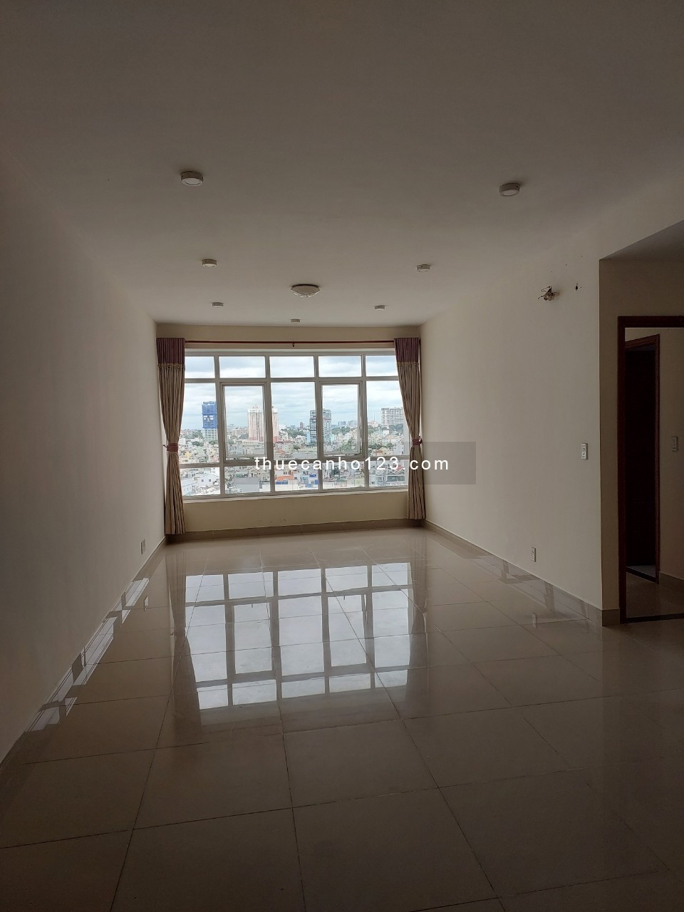 Cần cho thuê căn hộ Viên Ngọc Phương Nam 125/20, Âu Dương Lân, Phường 2 Quận 8, - Ảnh 1
