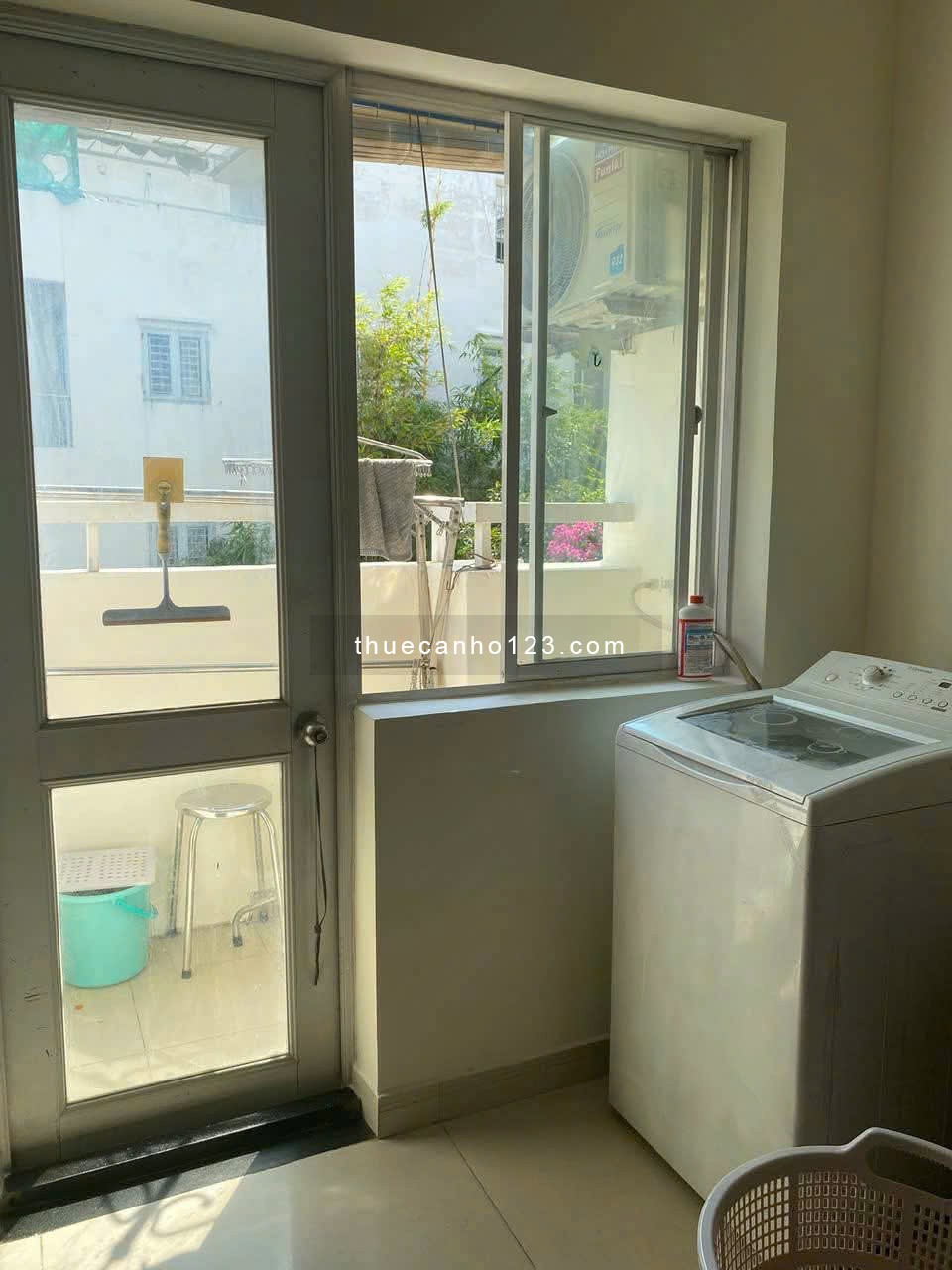 C/c Huỳnh Văn Bánh căn 90m2, 2p ngủ, giá 11tr/th - Ảnh 4