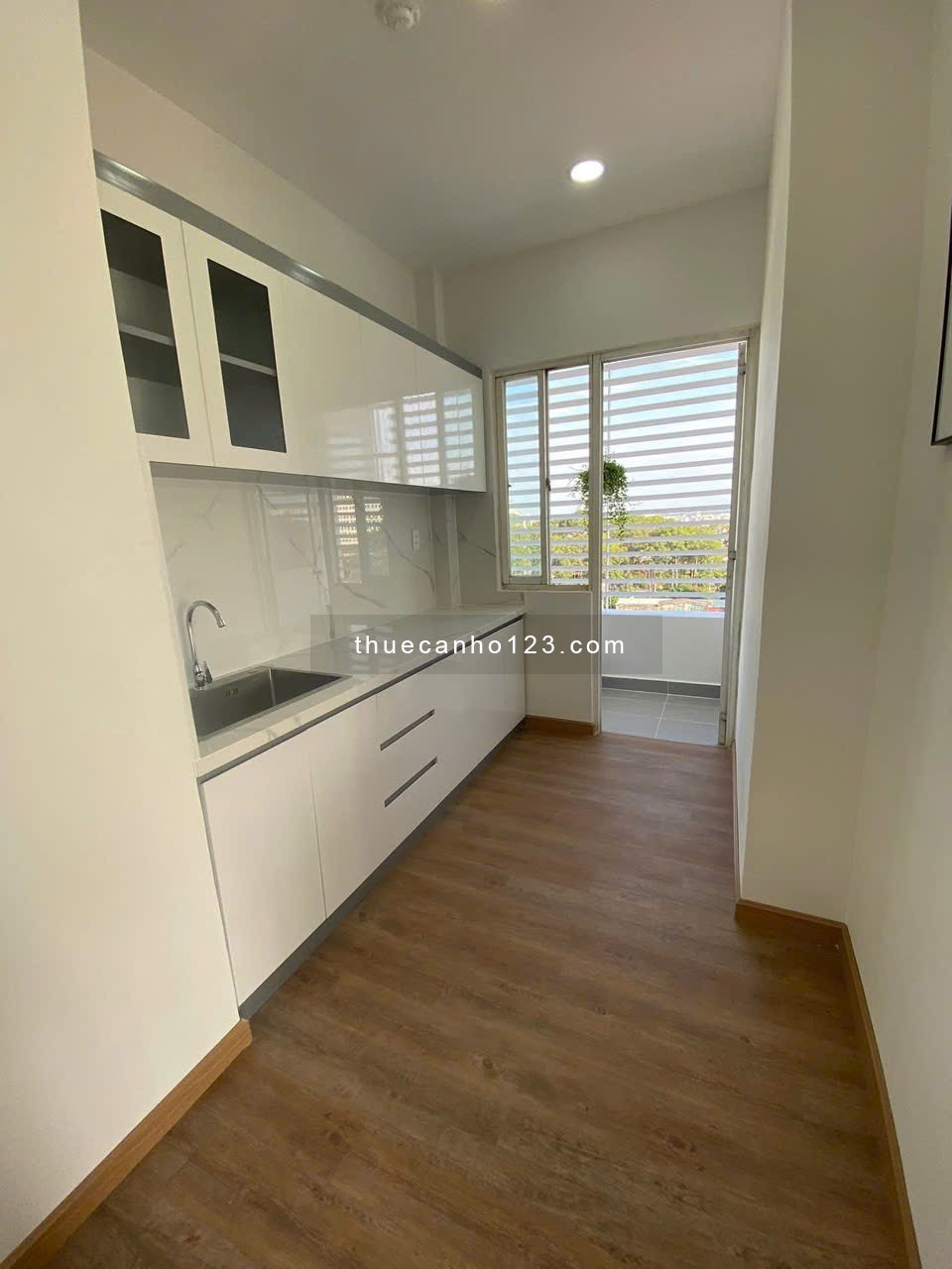 CCCC Mỹ Vinh, Nguyễn Thị Minh Khai, Q3: 85m2, 2p ngủ, nhà mới, 15triệu - Ảnh 4