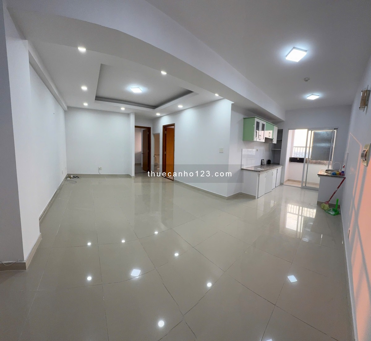 Cho thuê căn hộ 12 View, DT 92m2, 2PN/2WC, giá 8tr/tháng. - Ảnh 4