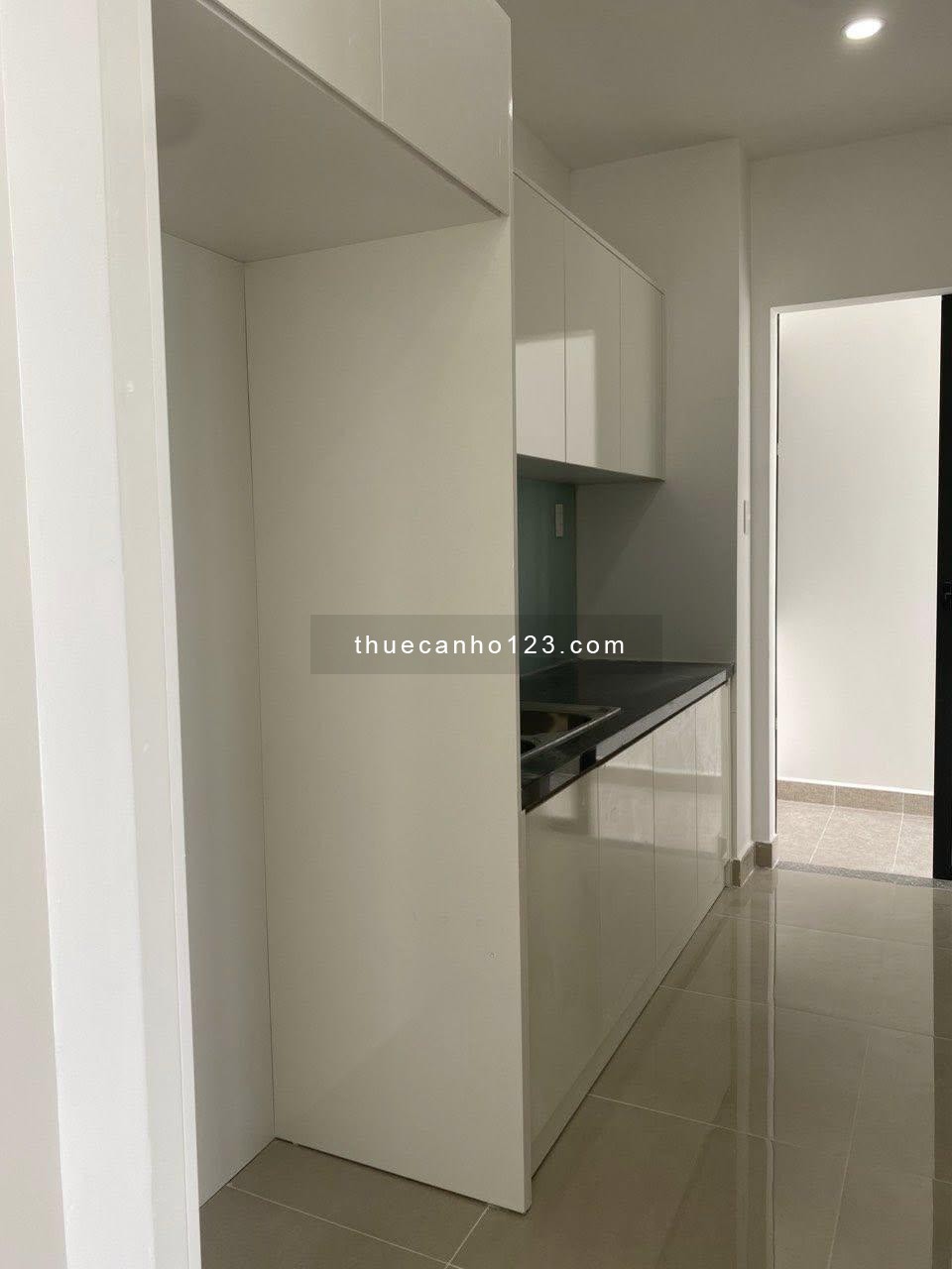 Cho thuê căn hộ 2p ngủ - 95m2, C/c Tín Phong 12 View giá 8tr/th - Ảnh 3