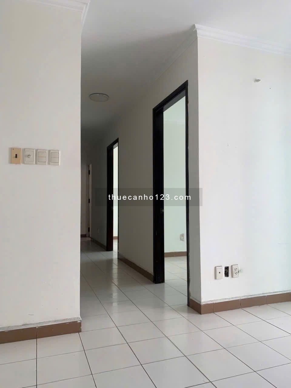 Chung cư Trường Sa, Quận 3: 10,5triệu, 85m2, 2p ngủ, máy lạnh, ban công - Ảnh 6