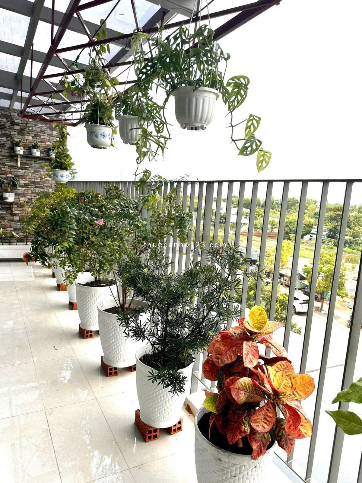 CHO THUÊ CĂN FULL NỘI THẤT ĐẸP CÓ SÂN VƯỜN RỘNG RÃI - LẦU THẤP - HƯỚNG ĐÔNG - NỘI THẤT NHƯ HÌNH - Ảnh 8