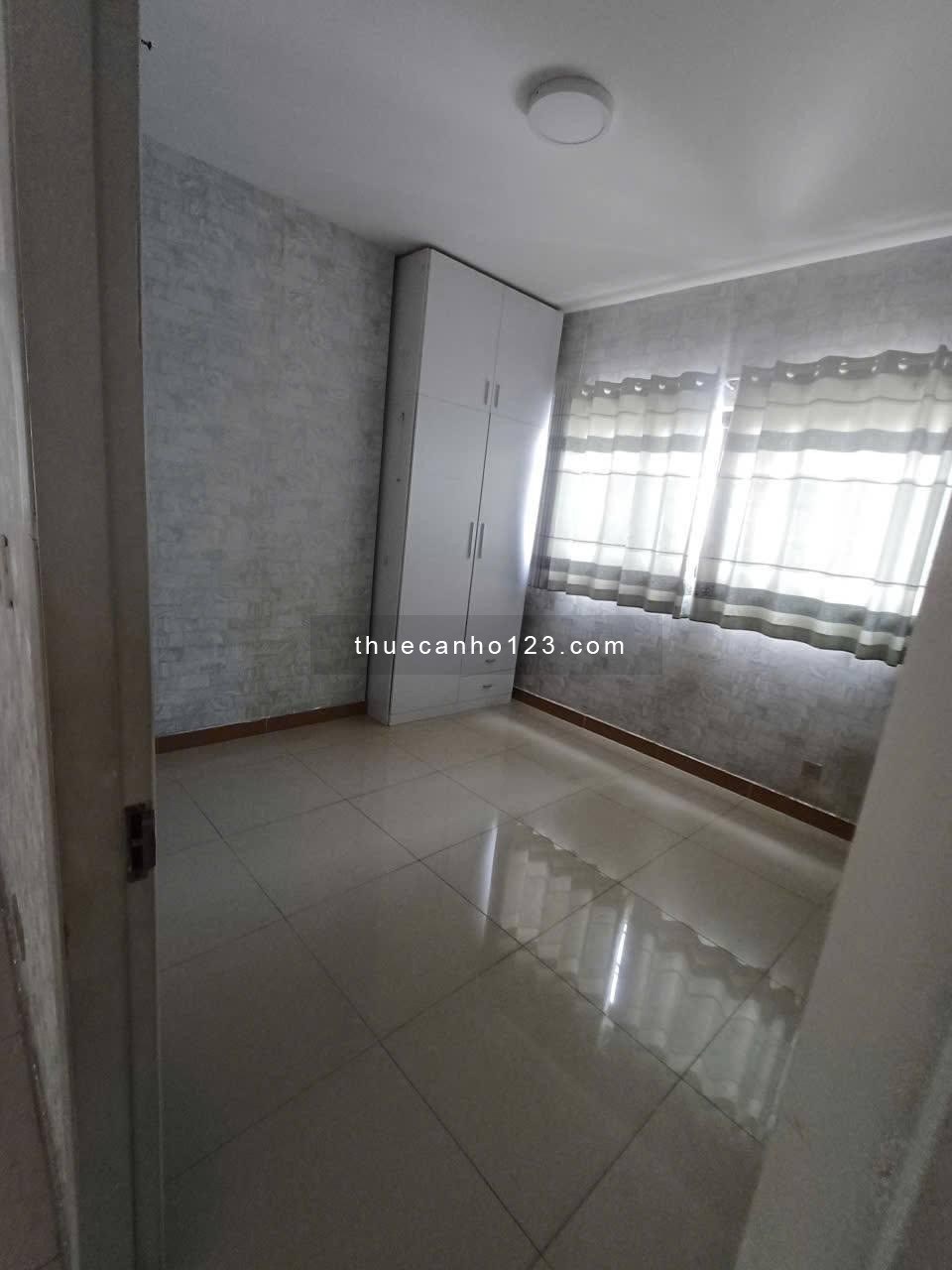 Chung cư 1AB Cao Thắng căn rộng 80m2, 2p ngủ,11.5tr/th - Ảnh 1