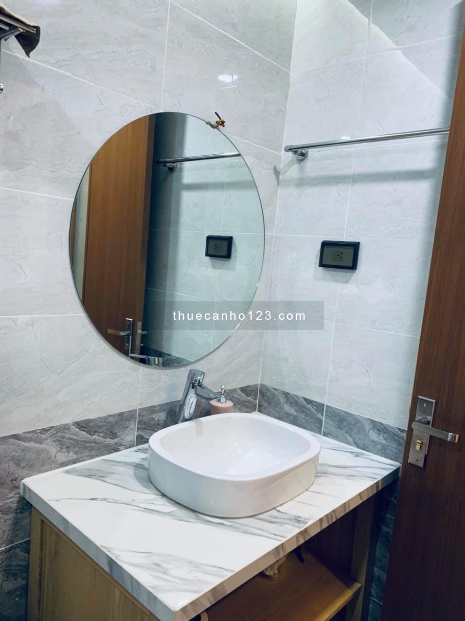 Chính chủ cho thuê căn 2PN DT 68m2 nội thất cơ bản hoặc full đồ giá: 13 tr/tháng Vinhomes Green Bay - Ảnh 9