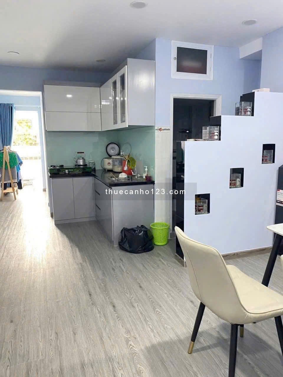 Chung cư Miếu Nổi, Vũ Huy Tấn, BT: 65, 2p ngủ, full NT, nhà mới, 11tr - Ảnh 4