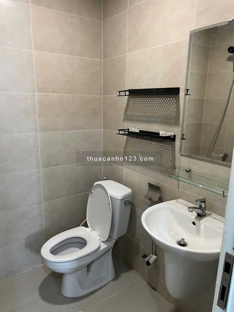 Chung cư The Useful, Lạc Long Quân, TB: 75m2, 2p ngủ, NTCB, 10tr/th - Ảnh 4