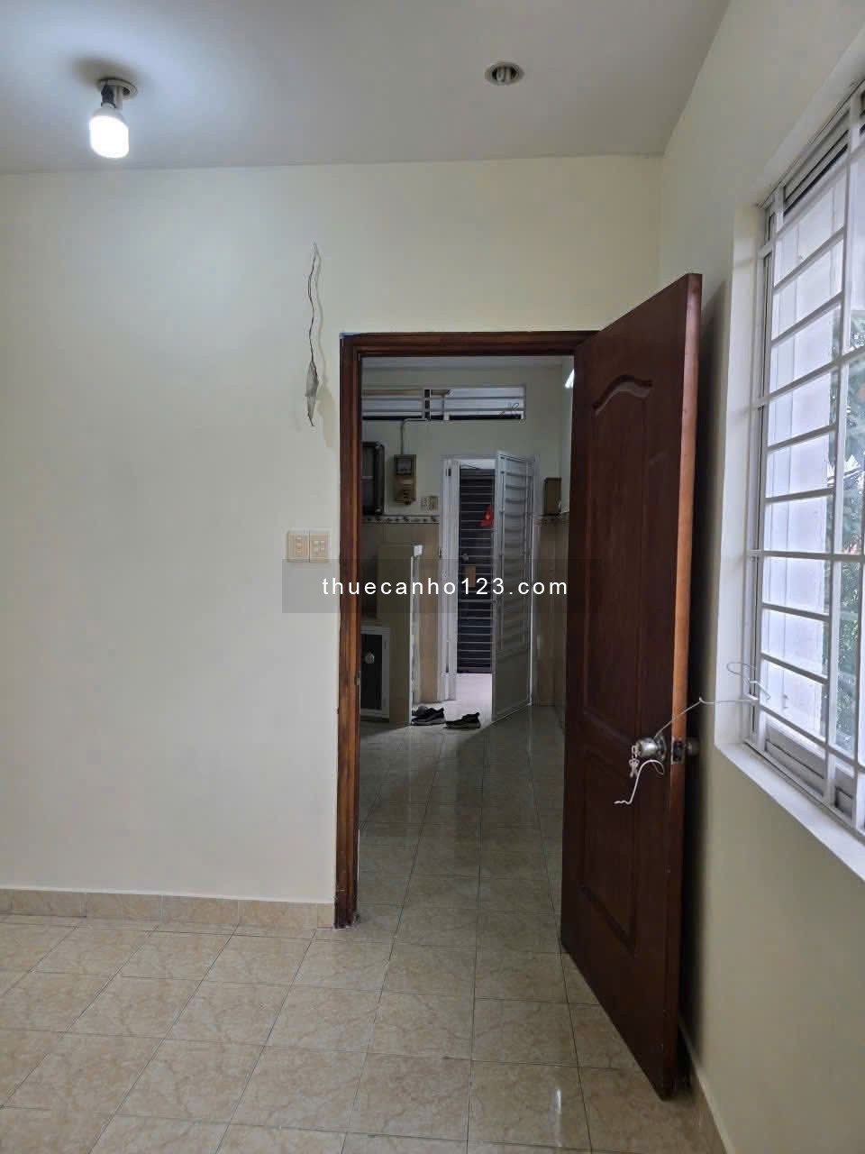 Cho thuê căn 2p ngủ Chung cư Nhiêu Tứ, giá 8,5tr/th - Ảnh 4