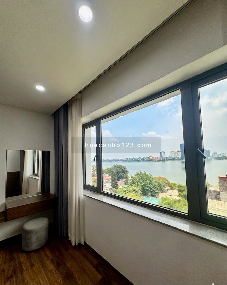 VIEW TRỰC DIỆN HỒ TÂY TỪ PHÒNG NGỦ – CHO THUÊ CĂN HỘ 2PN RỘNG 110m² - Ảnh 8