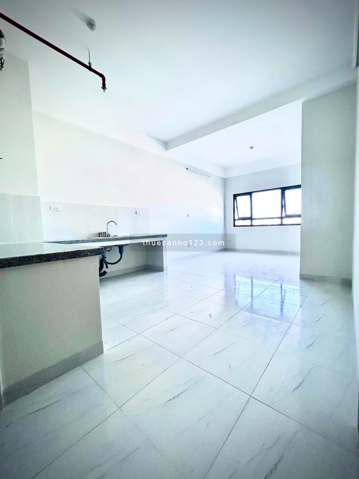 Cho thuê chung cư 2PN, 2WC, thoáng mát cả ngày, view công viên tp + biển, giá chỉ 6.5tr - Ảnh 2