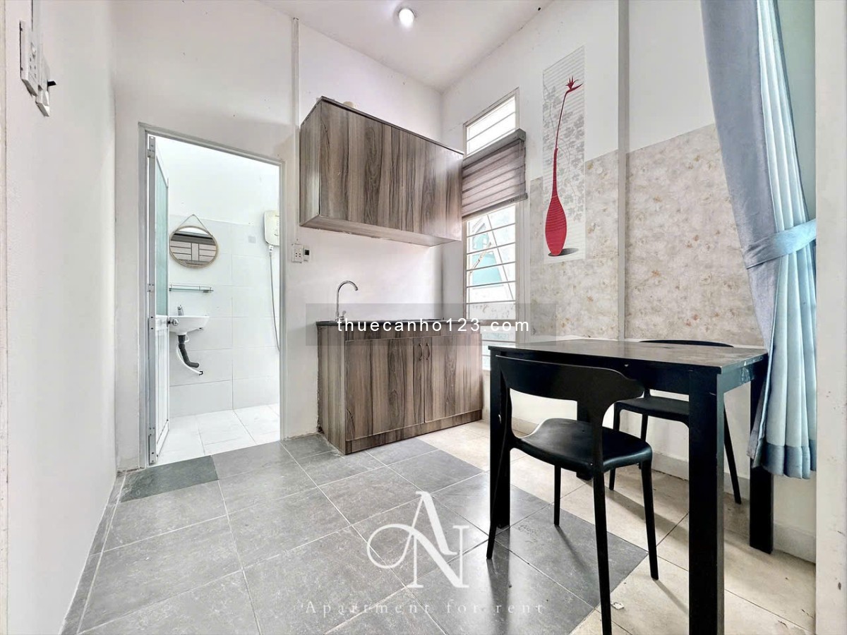 Căn hộ mini rộng rãi ngay Cô Bắc, Phú Nhuận - Cửa sổ lớn thoáng mát, ở 2-3 người thoải mái - Ảnh 3