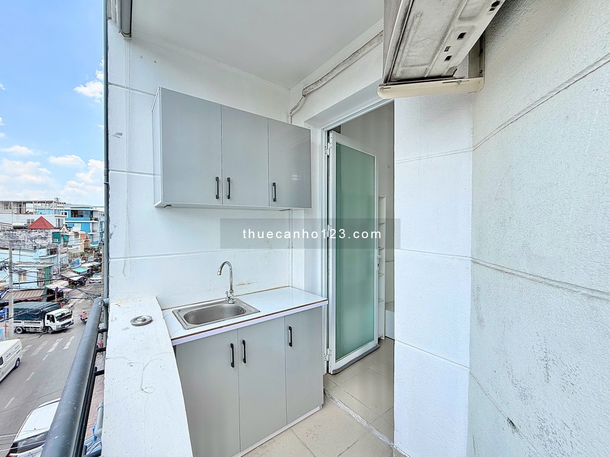Căn hộ ban công rộng gần ngã tư Hàng Xanh - Vũ Tùng, Bình Thạnh - Phòng mới tinh, nội thất cao cấp - Ảnh 6