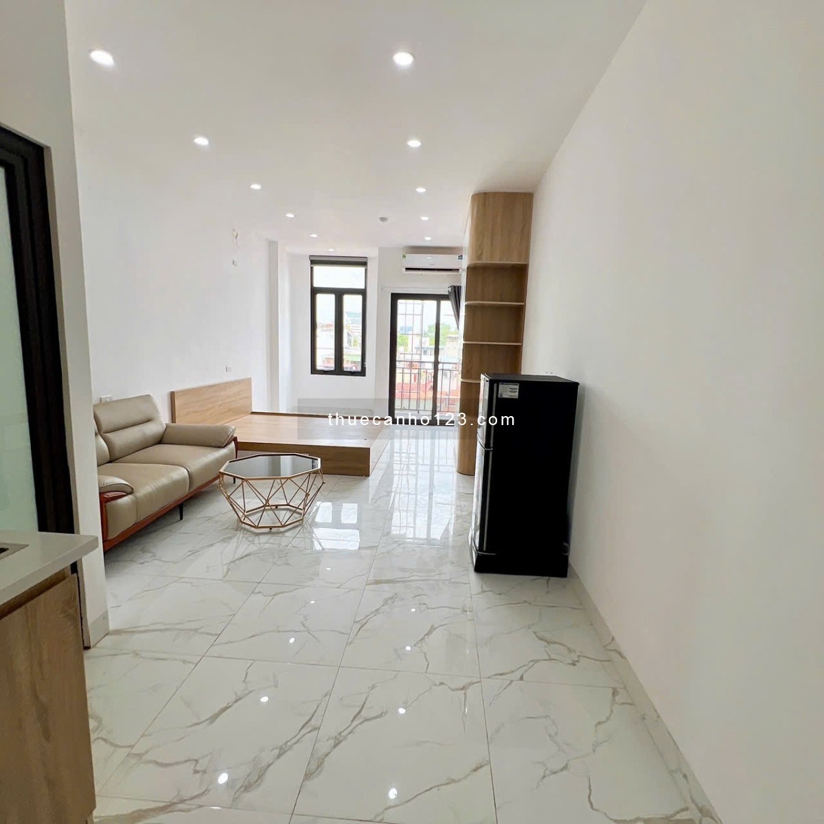 Nhà mới Bancol 45M2 Ngay Vòng Xoay Dân Chủ - Toà Viettheo Q3 - Ảnh 1