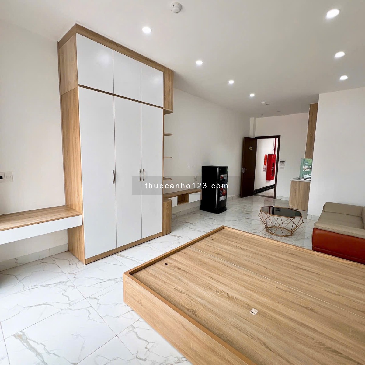 Nhà mới Bancol 45M2 Ngay Vòng Xoay Dân Chủ - Toà Viettheo Q3 - Ảnh 3