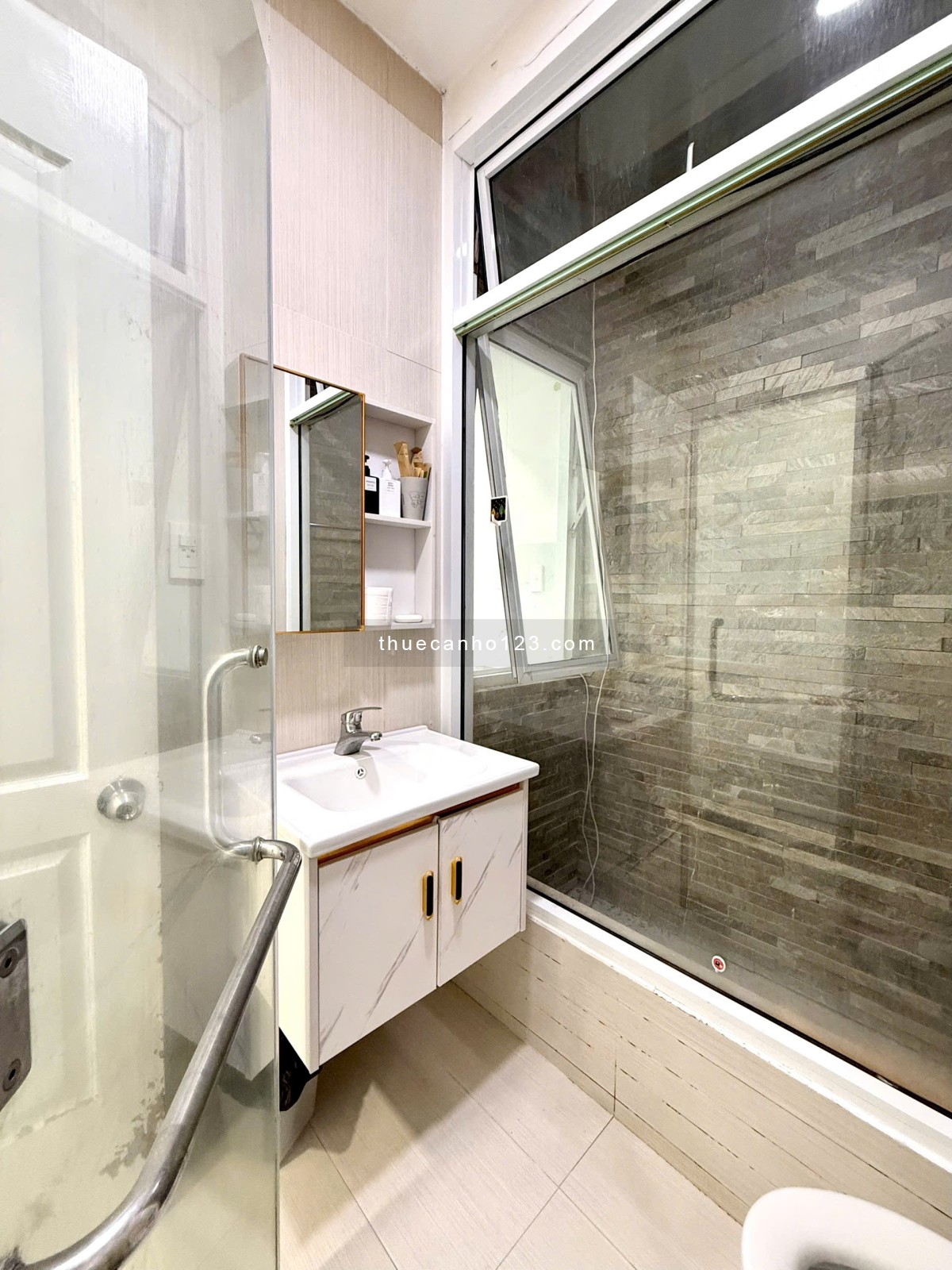 Căn Hộ Ban Công Có Thang Máy Gần Chợ Bến Thành – Ngã 6 Phù Đổng, Quận 1 - Ảnh 11