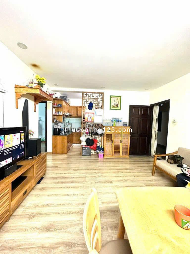 Chung cư Phú Thạnh, Nguyễn Sơn, TP: 2p ngủ, 95m2, 9,5tr/th - Ảnh 1