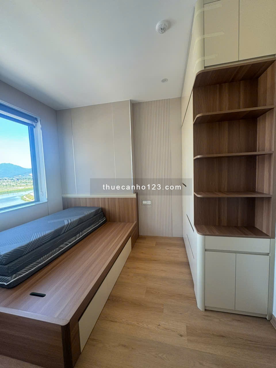 Cho thuê căn 3 phòng ngủ FULL Nội thất giá rẻ - Ảnh 4