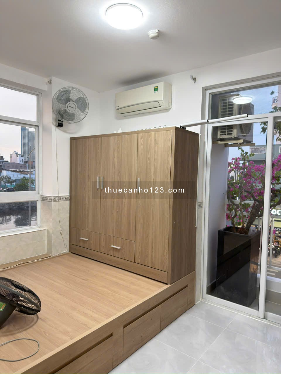 Cần cho thuê căn hộ chung cư Cao Ốc Bình Đông Xanh 557 Bến Bình Đông - Ảnh 3