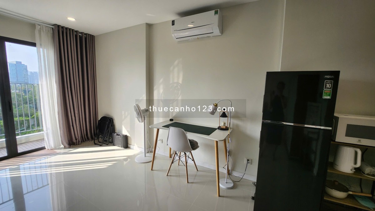 Cho thuê căn hộ tòa nhà Viettinpank số 37 Nguyễn Duy Dương P9Q5. Dt:70m 2pn 1wc. Nội thất cơ bản. - Ảnh 1