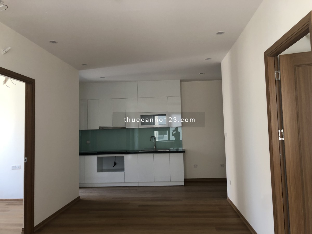 Cho Thuê Căn Hộ 3 Phòng Ngủ, Có Nội Thất Cơ Bản - Ảnh 1