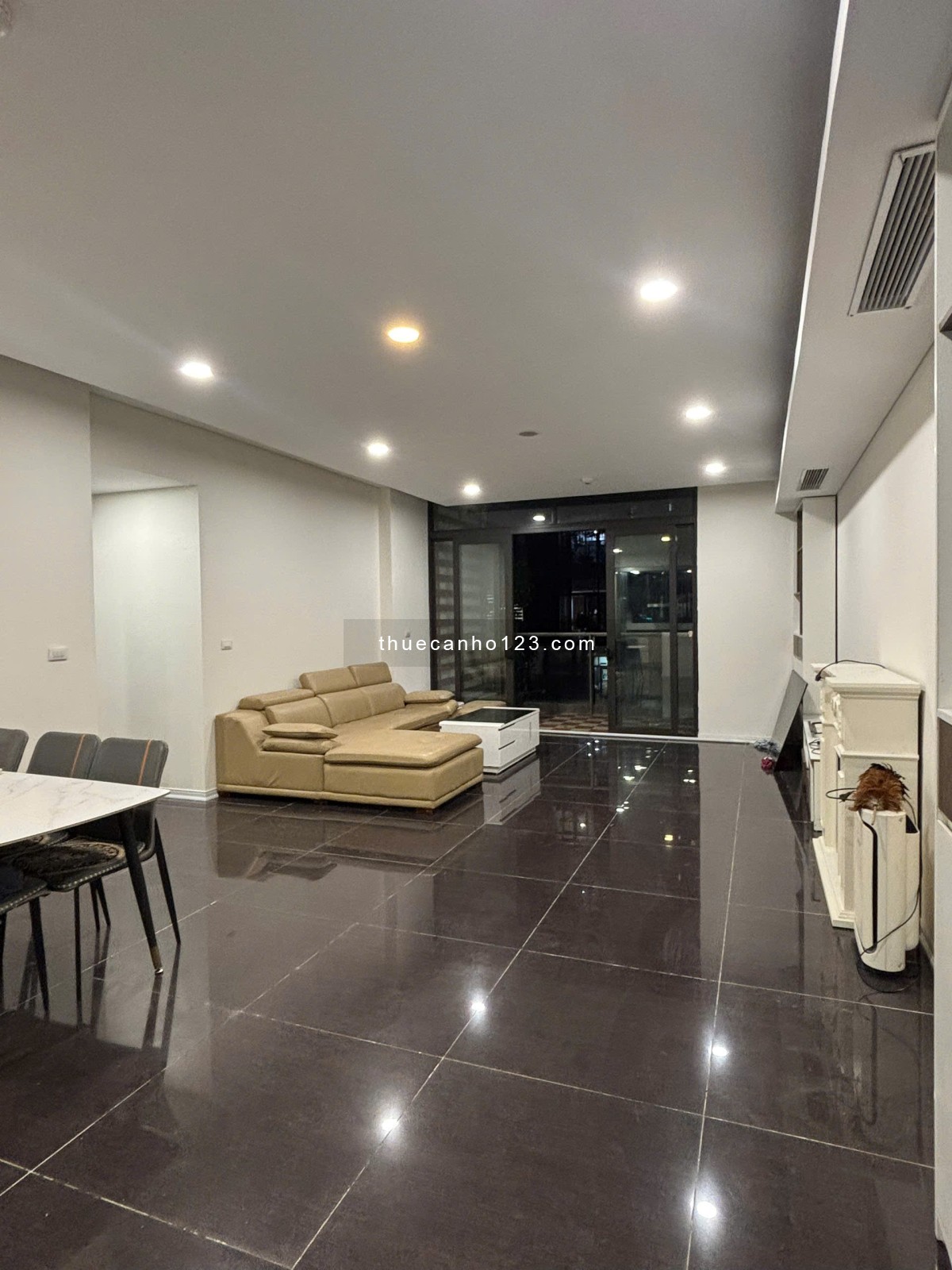 CHÍNH CHỦ - Cho thuê căn hộ 171m2 tại Dolphin Plaza – Tháp 3 - Ảnh 1