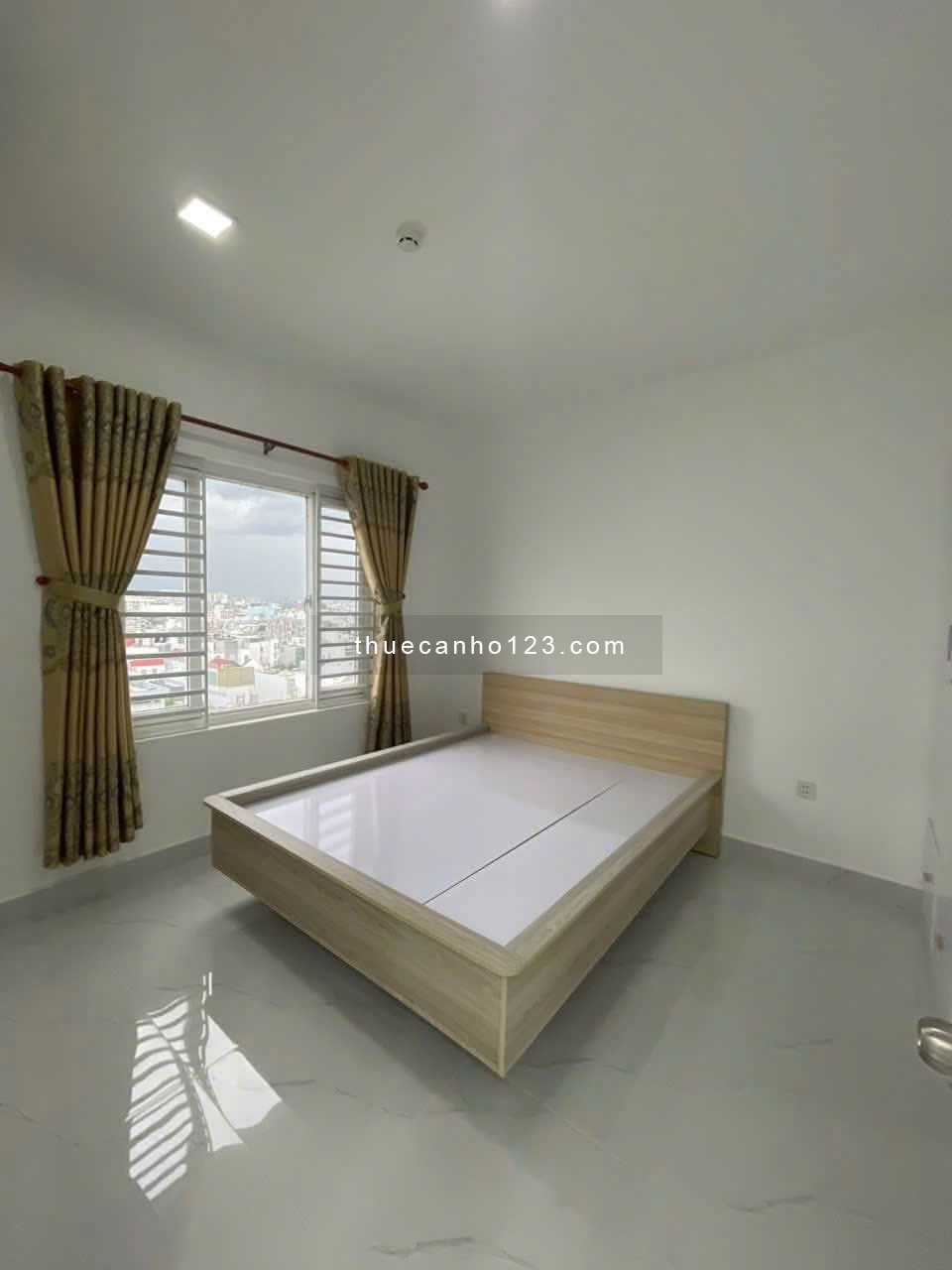 Cao ôc Đặng Văn Ngữ, PN: 2p ngủ, full NT, cọc 1 tháng, 12tr/th - Ảnh 3