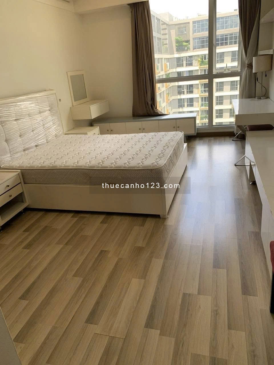 Chung cư Cao Cấp Saigon Airport Palza Full nội thất 2PN 90m2 giá 19Tr/th. - Ảnh 1